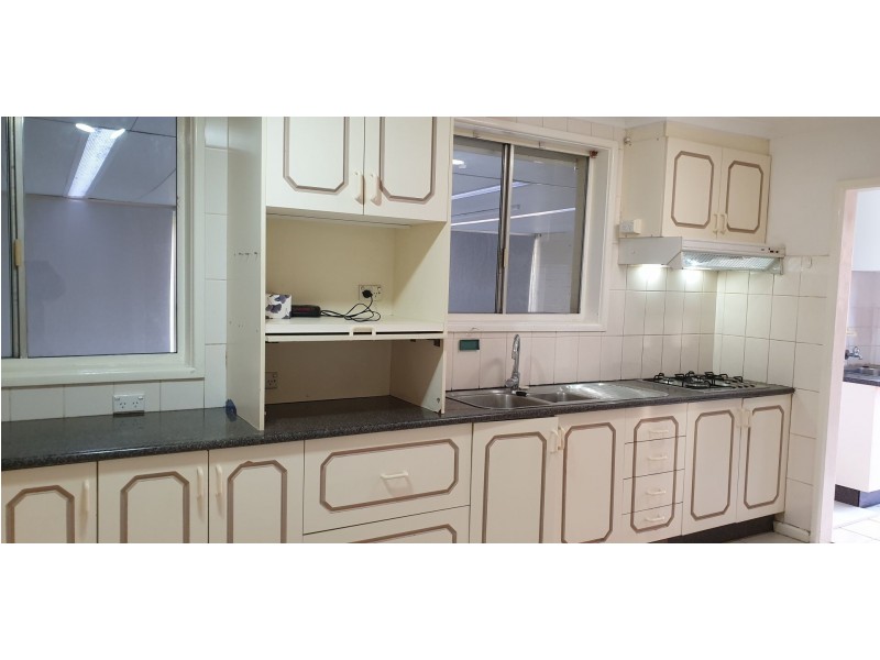 1 Eggleston Crescent, Chifley ACT 2606