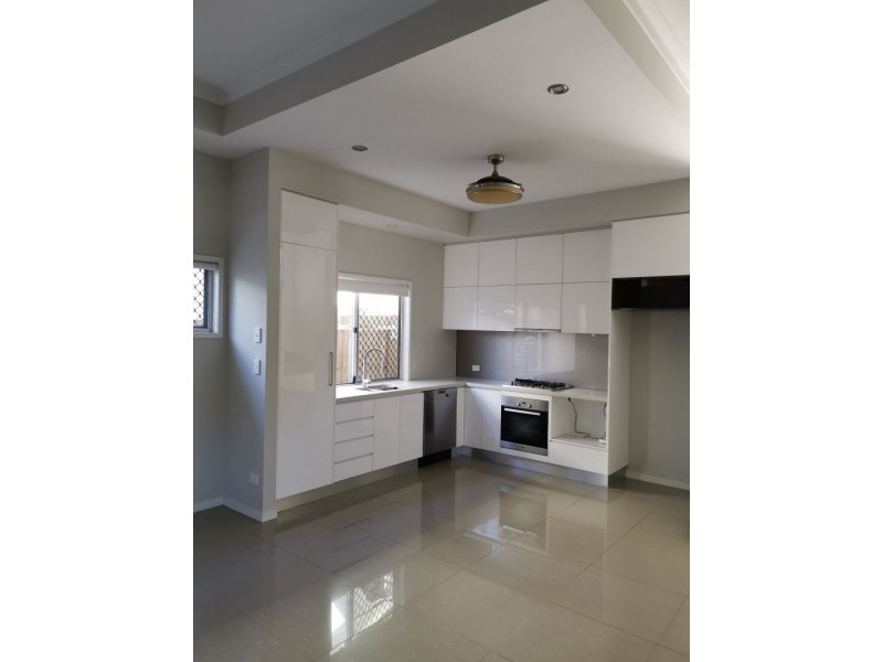 2/80 Forest Street, Moorooka QLD 4105