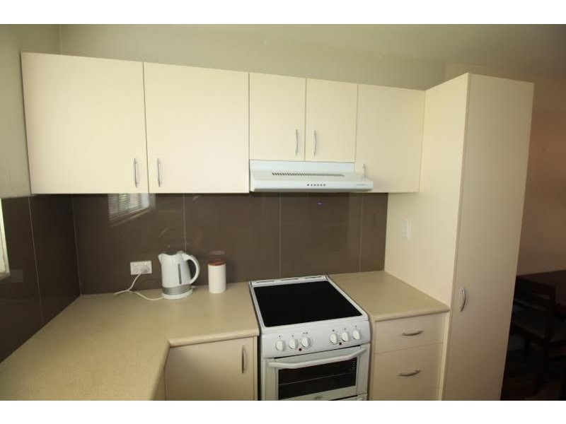 2/12 Holmes Street, Moorooka QLD 4105