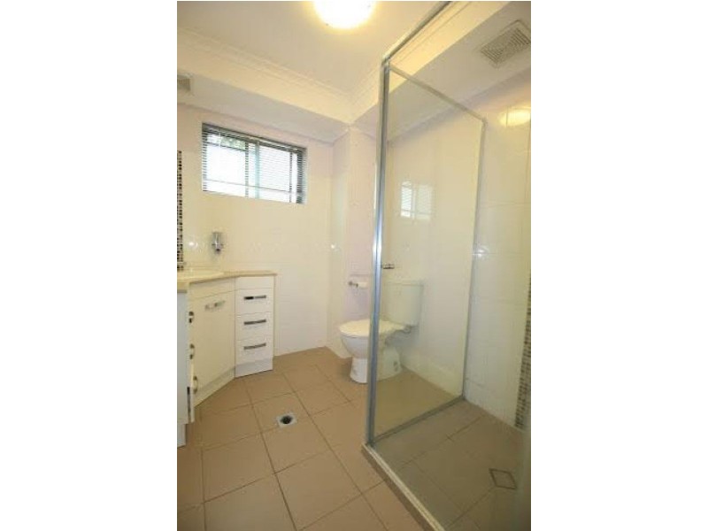 2/12 Holmes Street, Moorooka QLD 4105