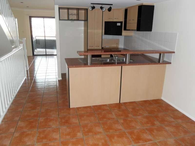 3/4 Cowlishaw Street, Newstead QLD 4006