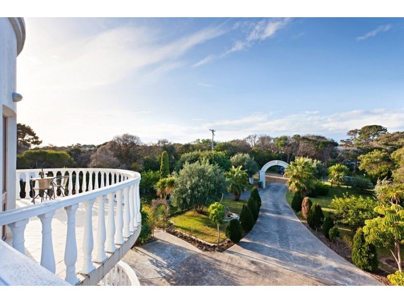 15 Allan Street, Blairgowrie VIC 3942