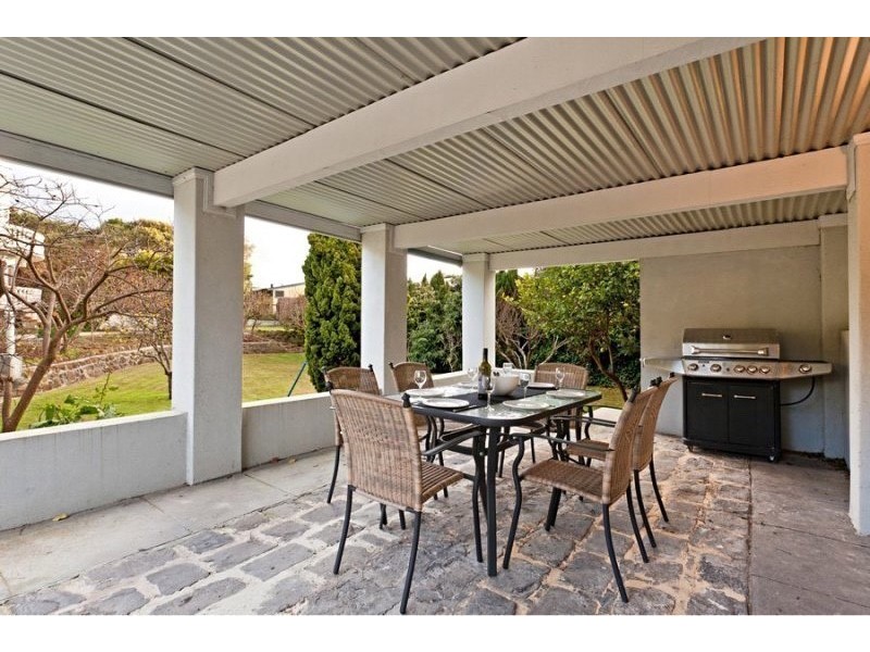 15 Allan Street, Blairgowrie VIC 3942