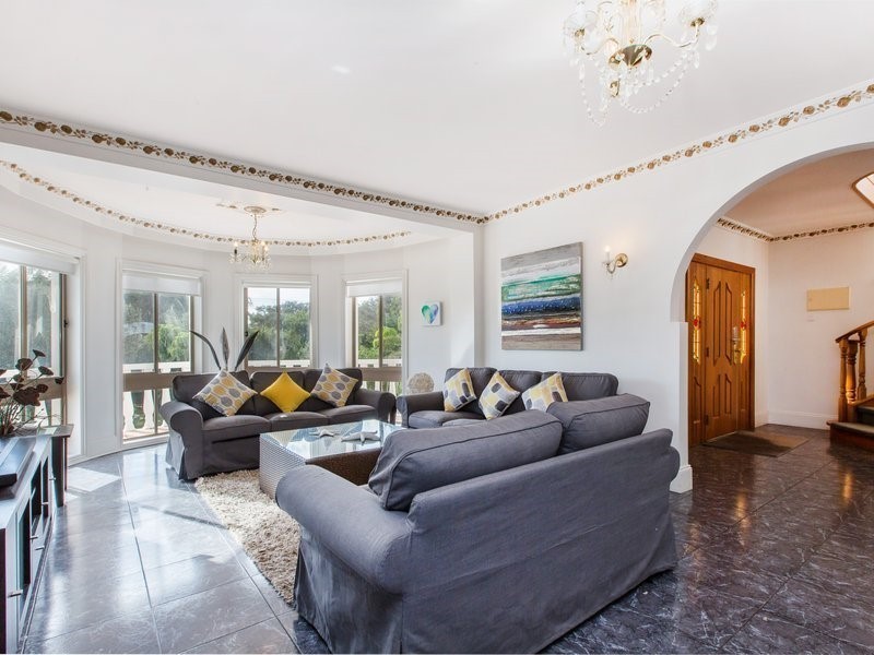 15 Allan Street, Blairgowrie VIC 3942