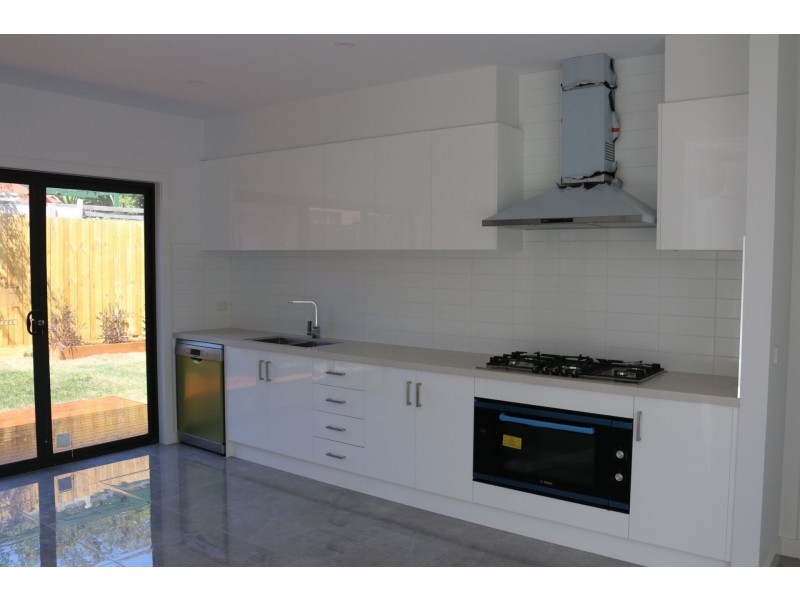 3/18 Nonna Street, Oakleigh East VIC 3166