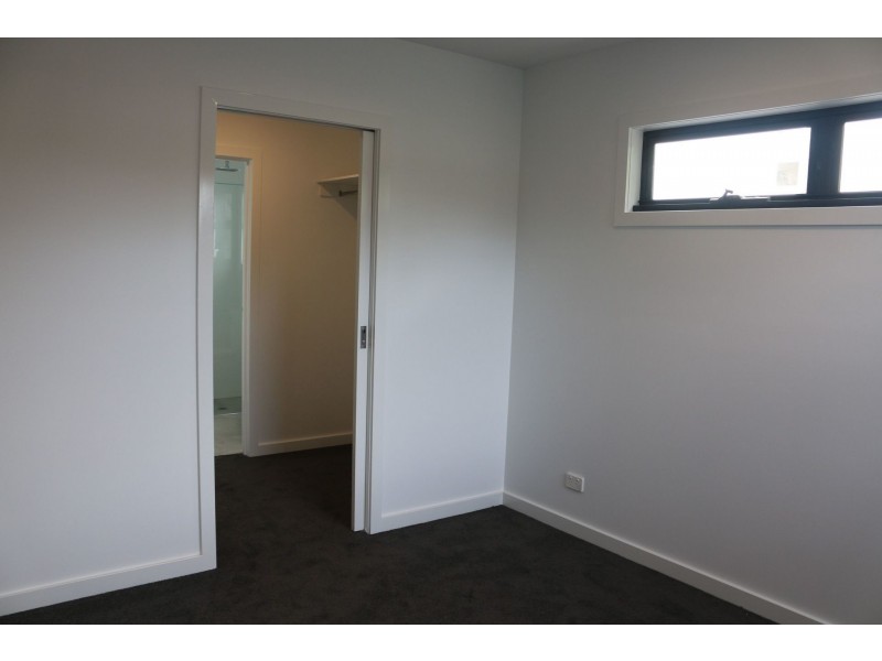 3/18 Nonna Street, Oakleigh East VIC 3166