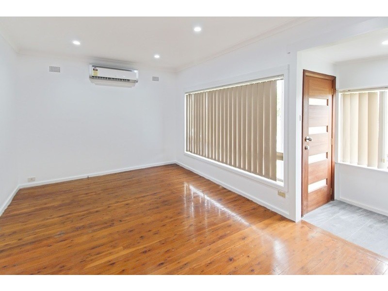 44 Fitzpatrick Crescent, Casula NSW 2170
