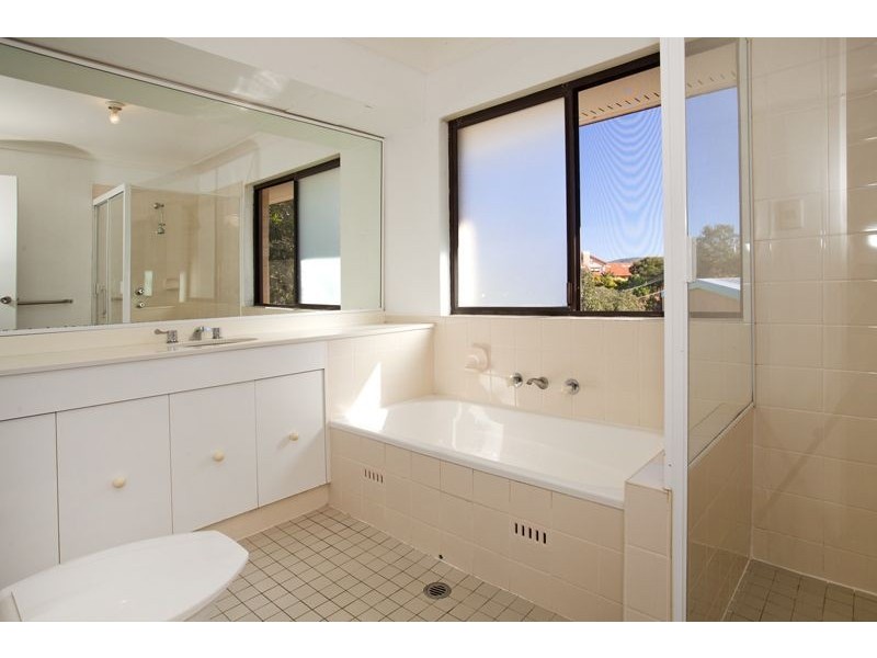 22/1 Terrol Crescent, Mona Vale NSW 2103