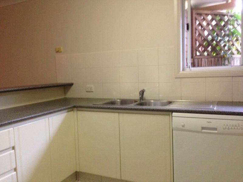 Broadbeach Waters QLD 4218