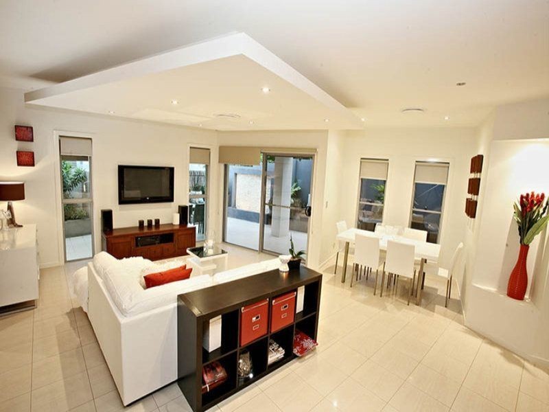 2/27 Port Peyra Crescent, Varsity Lakes QLD 4227