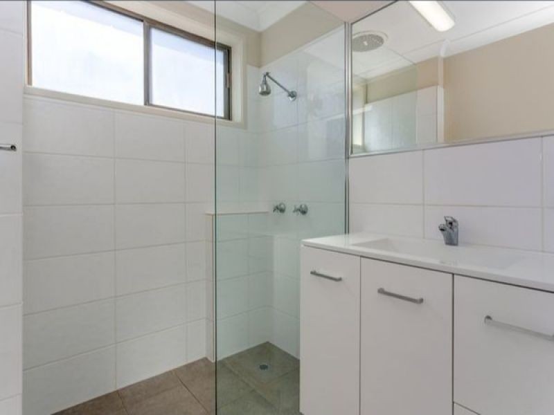 8/20 Pacific Parade, Bilinga QLD 4225