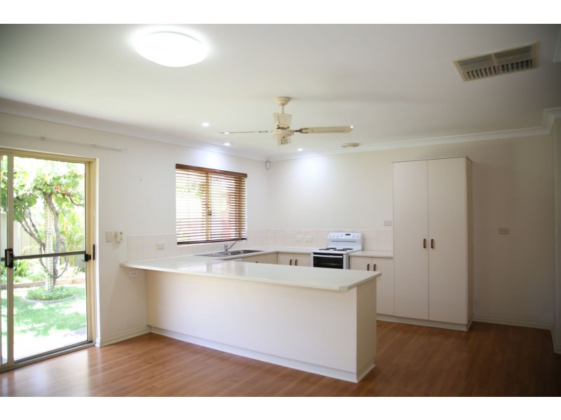 11 Exmoor Avenue, Oaklands Park SA 5046