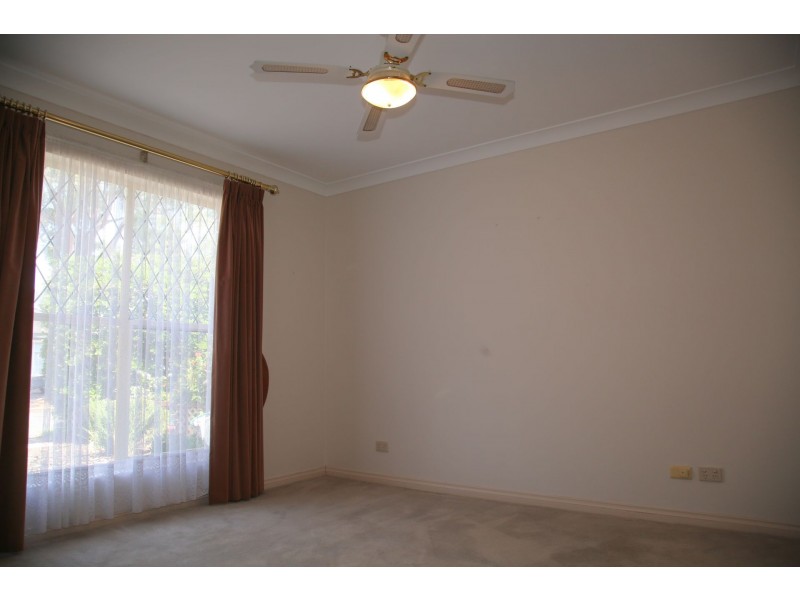 11 Exmoor Avenue, Oaklands Park SA 5046