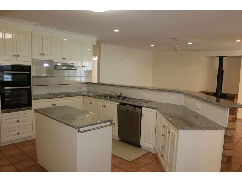 15 Audrey Court, Middle Ridge QLD 4350