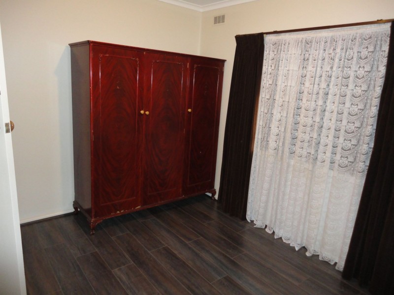 11 Sharon Road, Springvale South VIC 3172