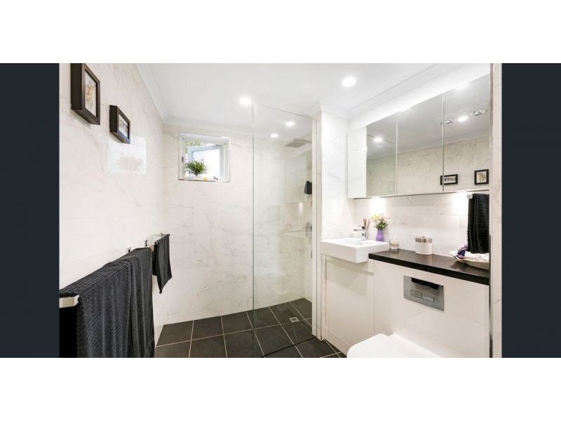 16/1 McKell Street, Birchgrove NSW 2041