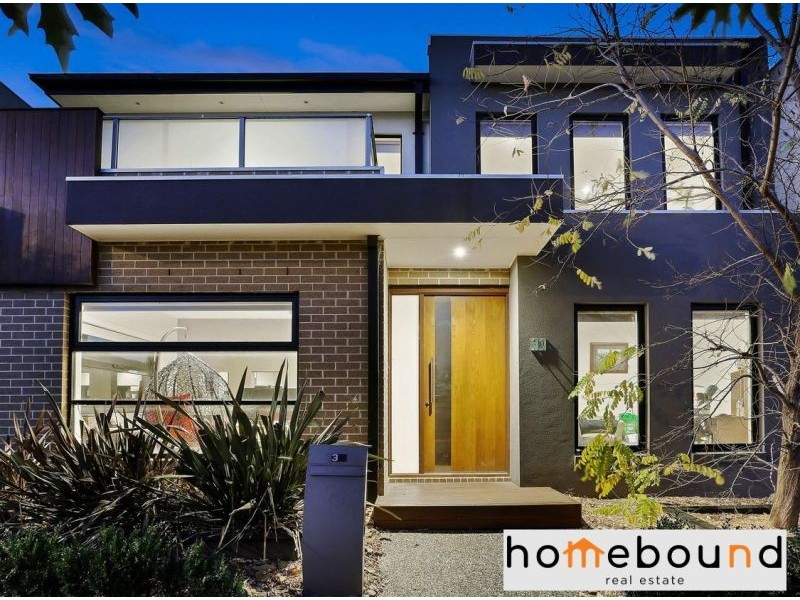 39 The Esplanade, Caroline Springs VIC 3023