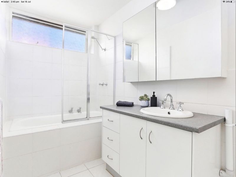 4/19 Mitford Street, St Kilda VIC 3182