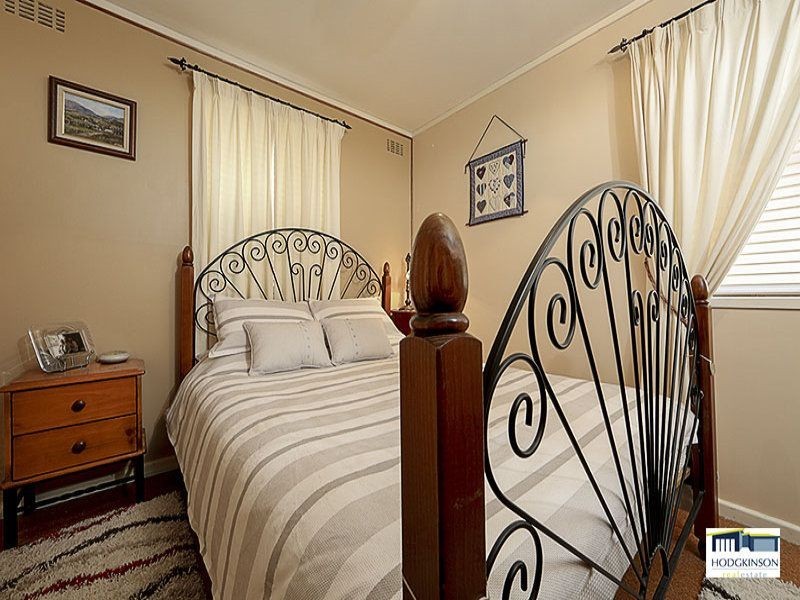 15 St Clair Place, Lyons ACT 2606