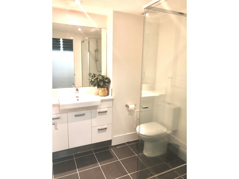 205/159 Logan Road, Woolloongabba QLD 4102