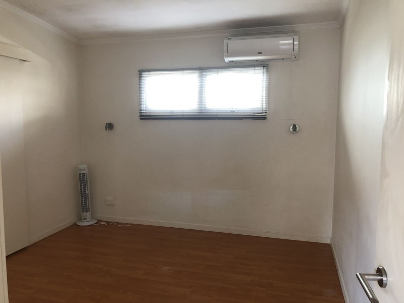 2/39 Darrambal Street, Surfers Paradise QLD 4217