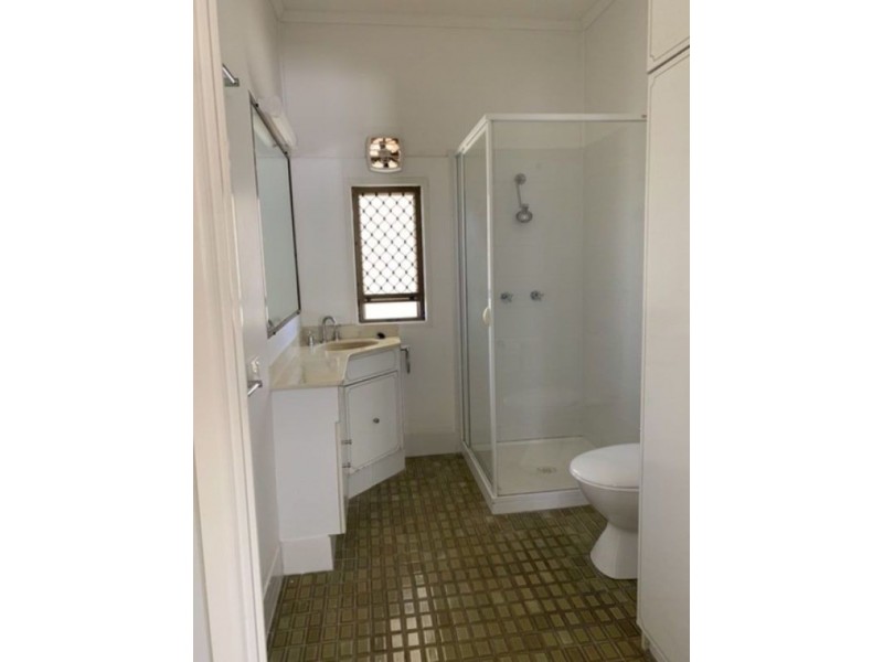 84 Dorrigo St, Kedron QLD 4031