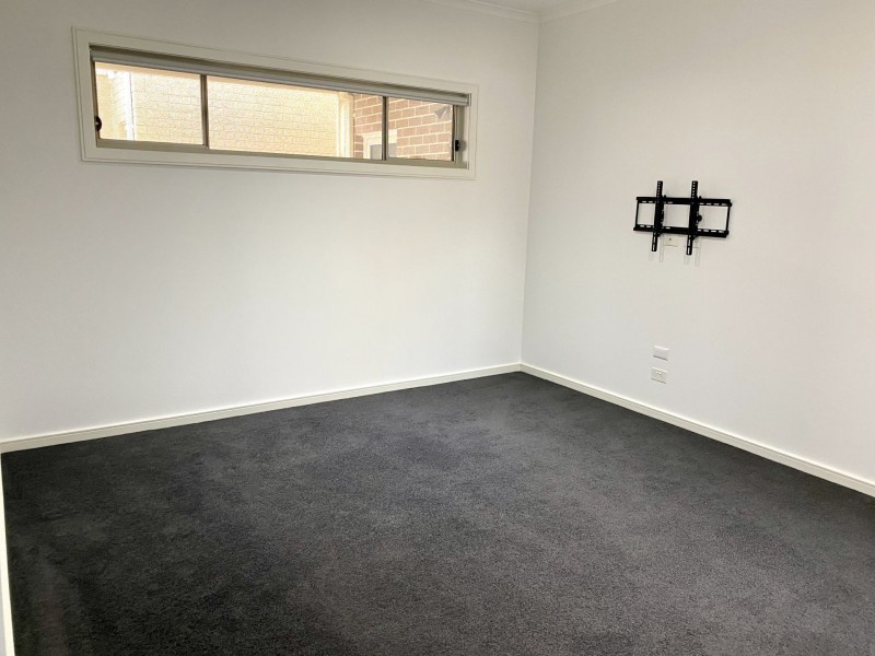 29 Etheridge Rise, Caroline Springs VIC 3023