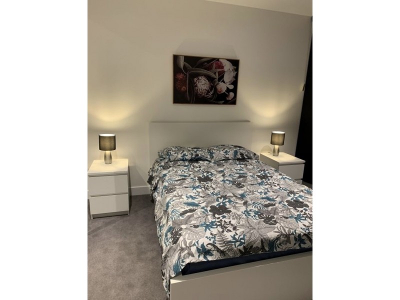 301/8 Bowen Crescent, Melbourne VIC 3004