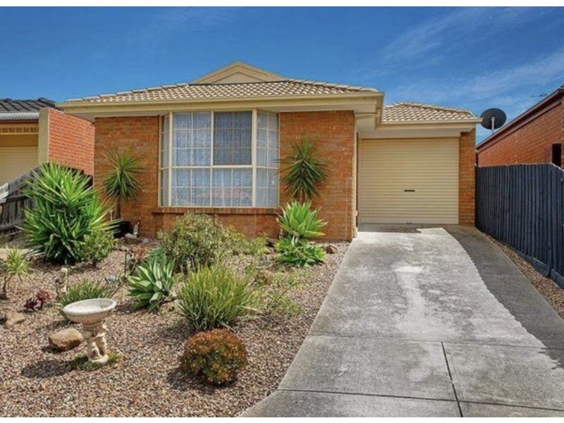 10 Whitmore Place, Hillside VIC 3037