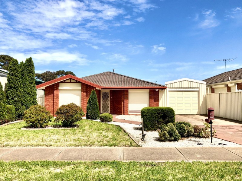 25 Currie Drive, Delahey VIC 3037