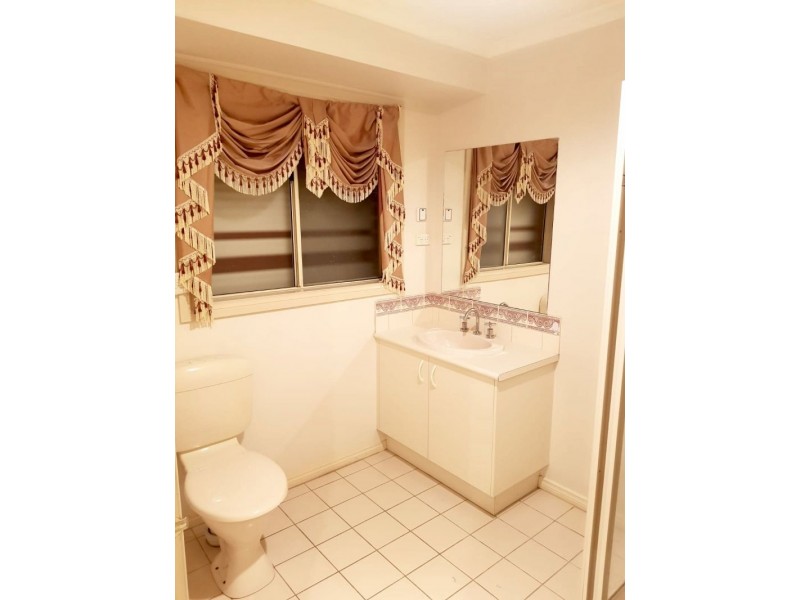 25 Currie Drive, Delahey VIC 3037