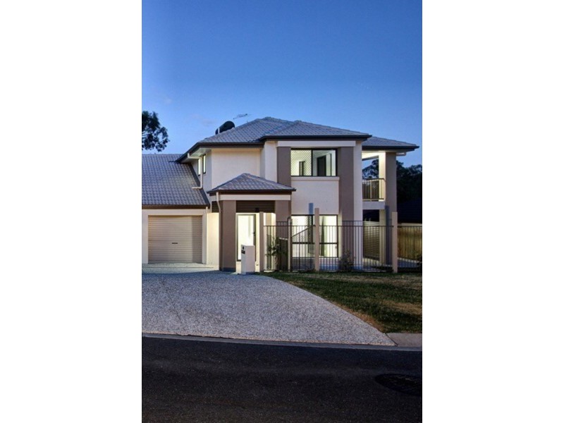 4/7 Kenny Close, Forest Lake QLD 4078