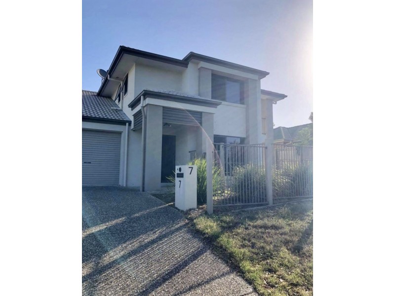 4/7 Kenny Close, Forest Lake QLD 4078