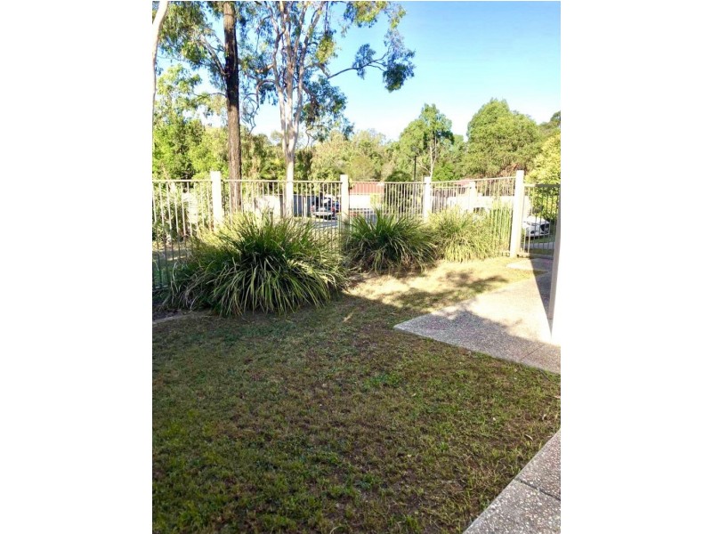 4/7 Kenny Close, Forest Lake QLD 4078