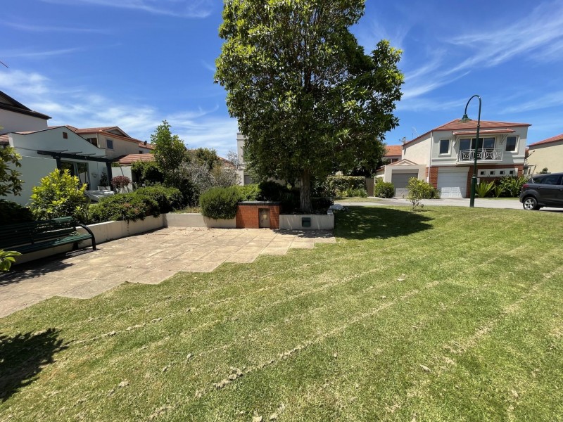 4 Morley Mews, Port Melbourne VIC 3207