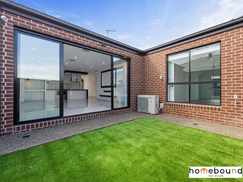 62 Gossia Avenue, Craigieburn VIC 3064