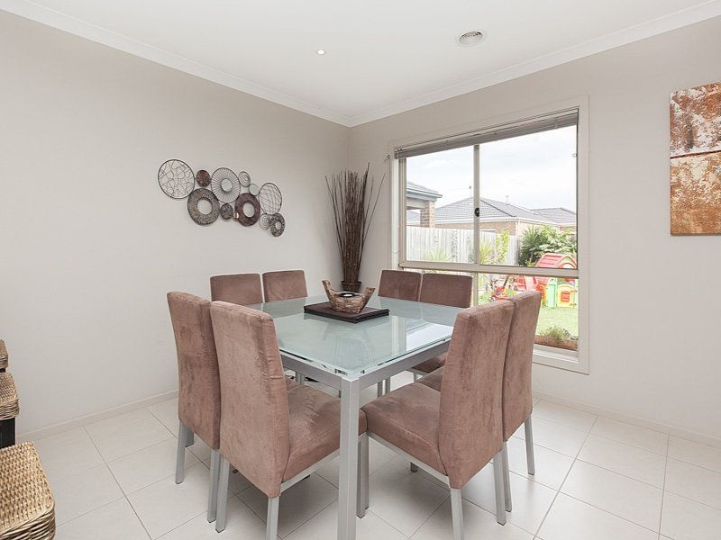 25 Windrest Way, Point Cook VIC 3030