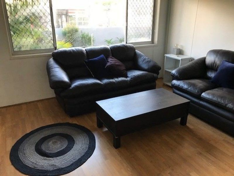 3/19-21 Armrick Avenue, Broadbeach QLD 4218