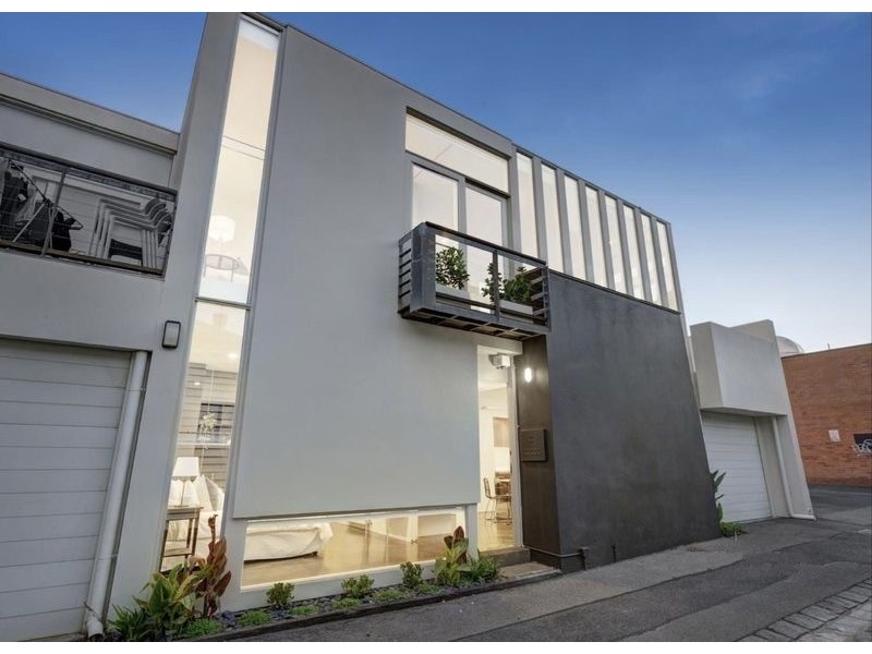 30 Willow Lane, Richmond VIC 3121