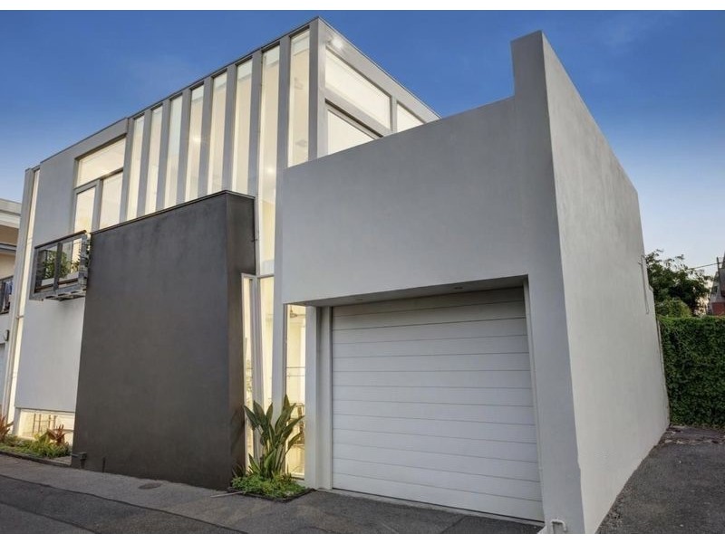 30 Willow Lane, Richmond VIC 3121