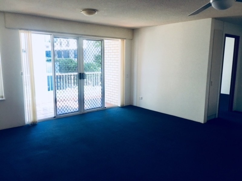 1/10 Cooma Terrace, Caloundra QLD 4551
