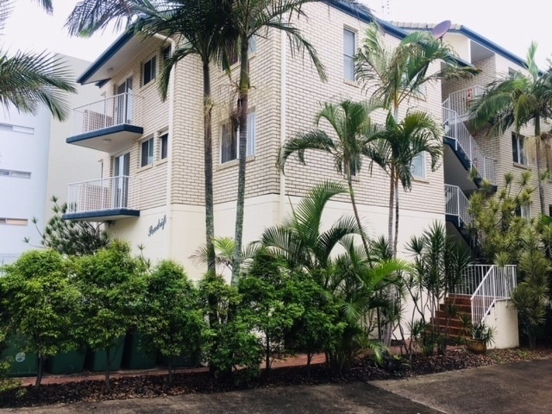 1/10 Cooma Terrace, Caloundra QLD 4551