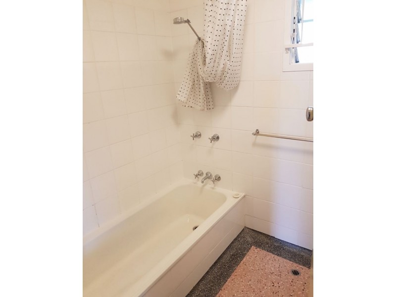 33 Sarina Street, Stafford Heights QLD 4053