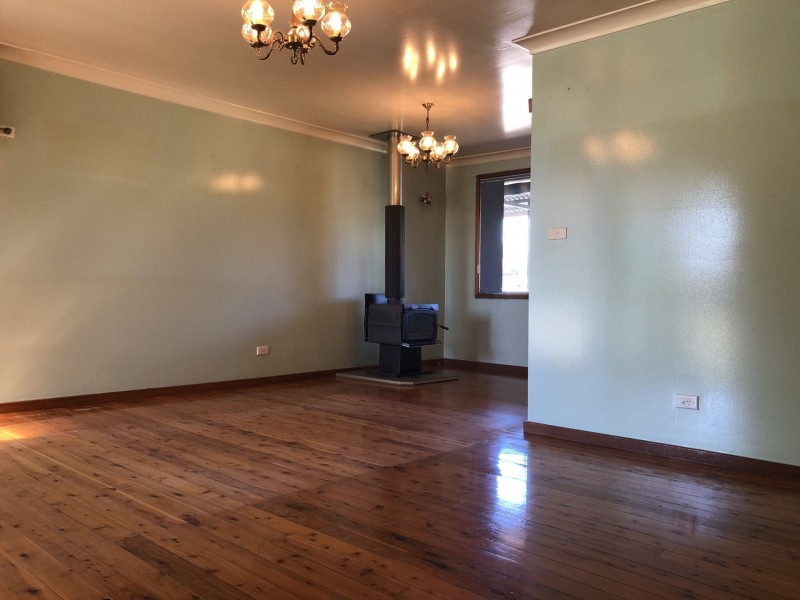 102 Canberra Street, Oxley Park NSW 2760