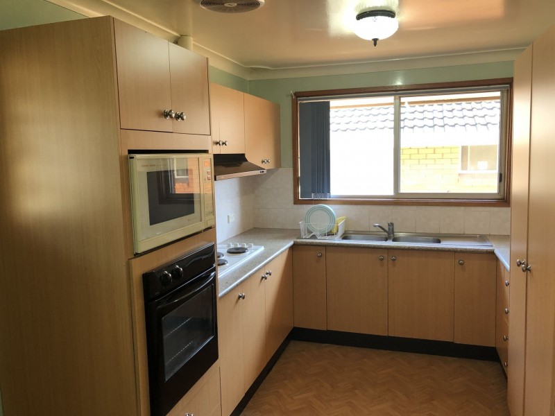 102 Canberra Street, Oxley Park NSW 2760