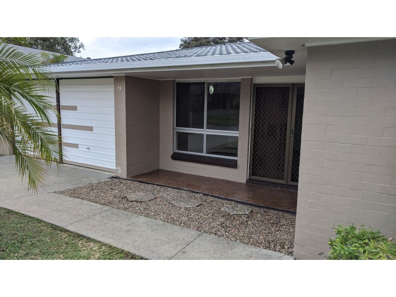 19 Valencia Way, Slacks Creek QLD 4127