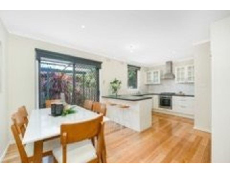 32 Dalkeith Road, Wantirna VIC 3152