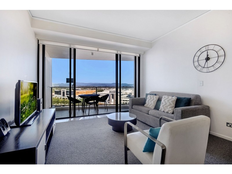 L13/22 Surf Parade, Broadbeach QLD 4218