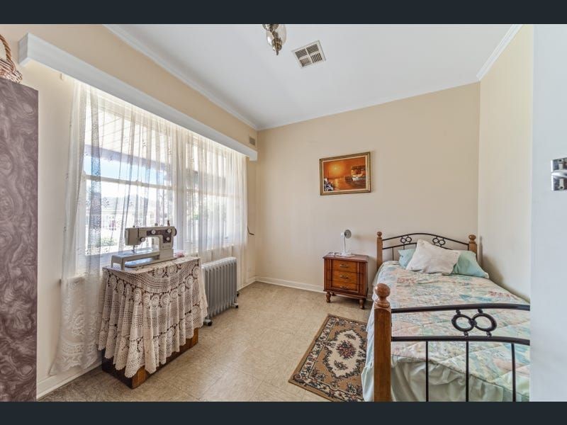 7 Sommers Ave, Firle SA 5070