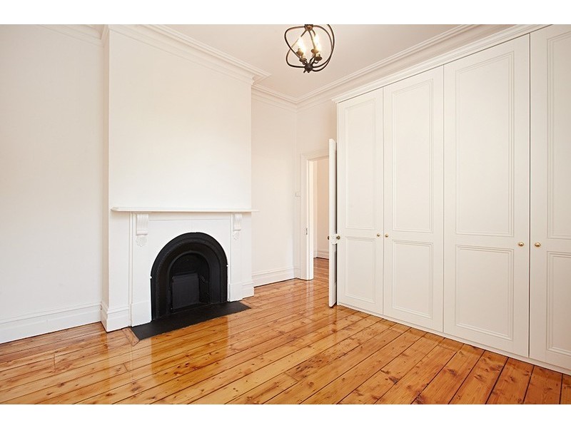 8 Neptune Street, St Kilda VIC 3182